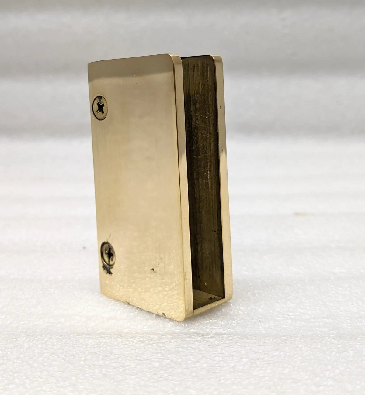 1/2" Radius Back Center Glass Clip for 1/2" Glass Collars, Adapters & Glass ClipsTrade Diversified