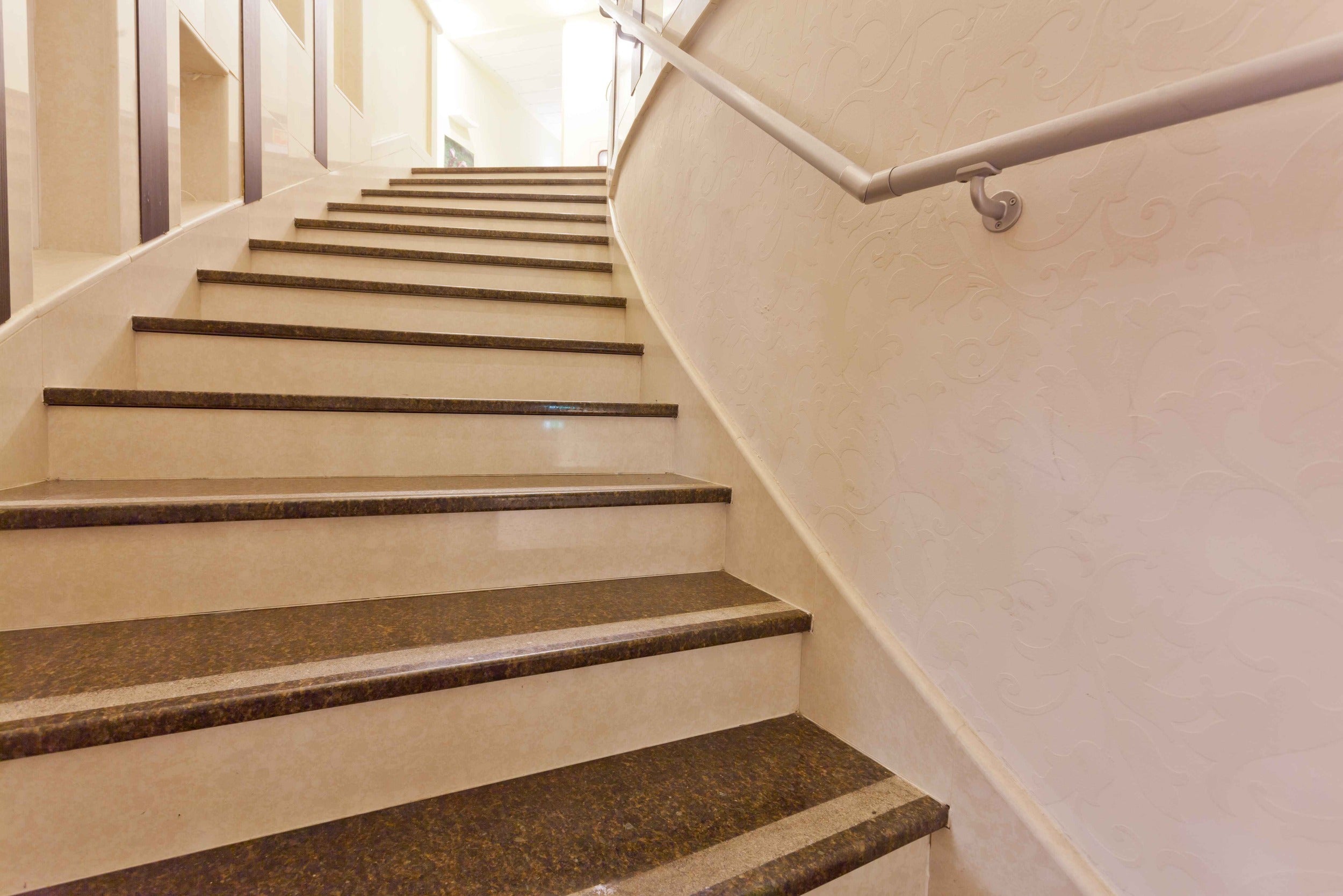 The Significance of Railing Systems for Safety and Aesthetics