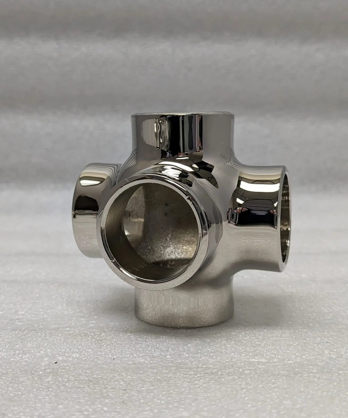 Ball Side Outlet Cross for 1" Tubing Ball Fittings, Components for 1" Od Tubing PolishedChrome Trade Diversified