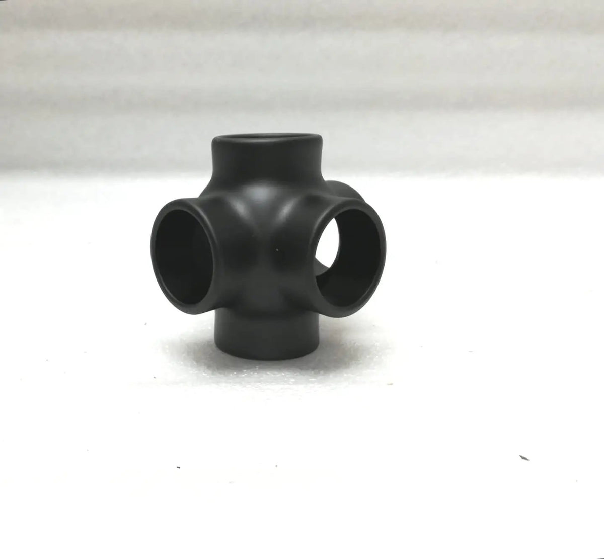 Ball Side Outlet Cross for 1" Tubing Ball Fittings, Components for 1" Od TubingTrade Diversified