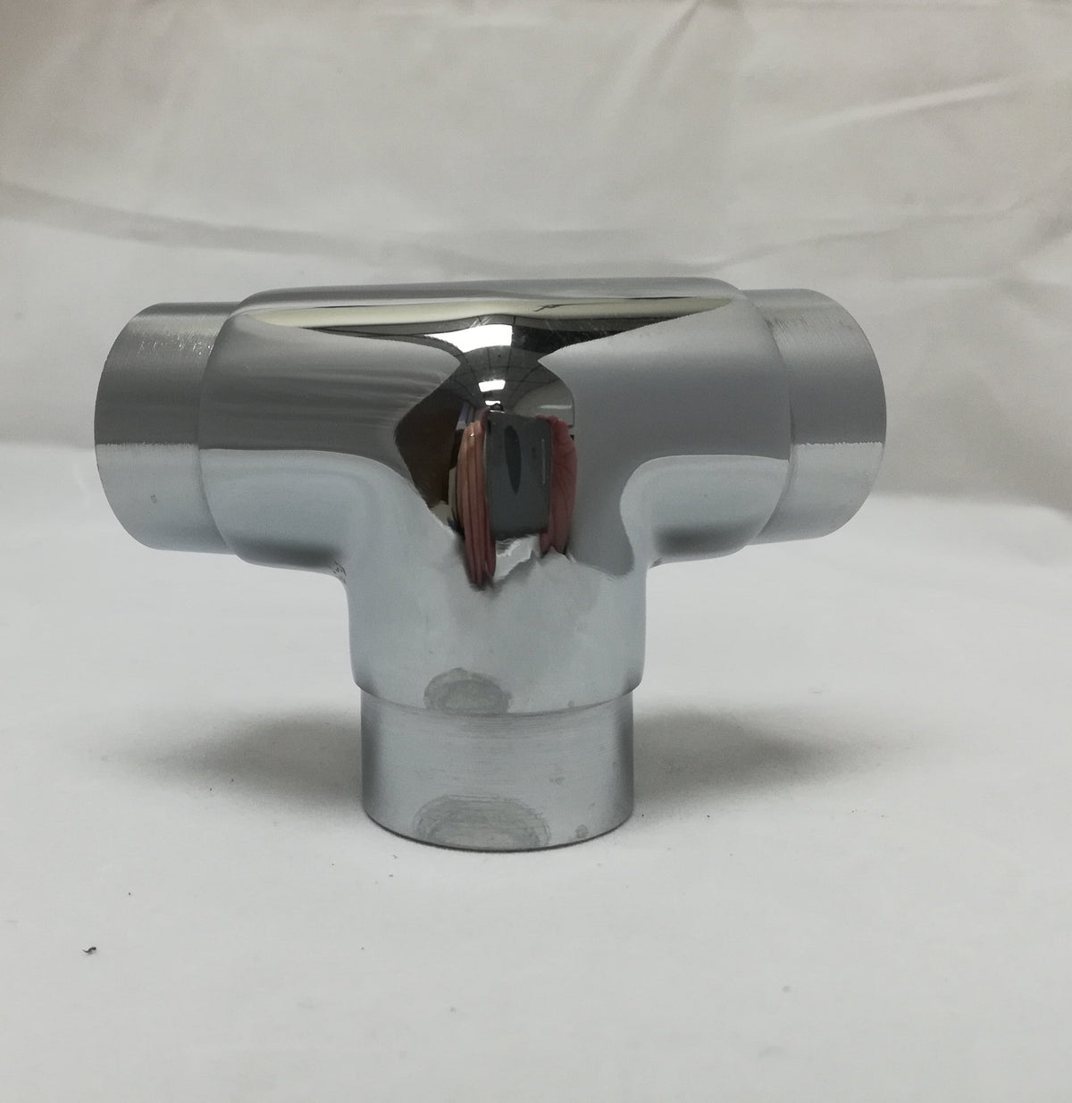 Flush 135° Side Outlet Elbow for 2" Tubing - Trade Diversified