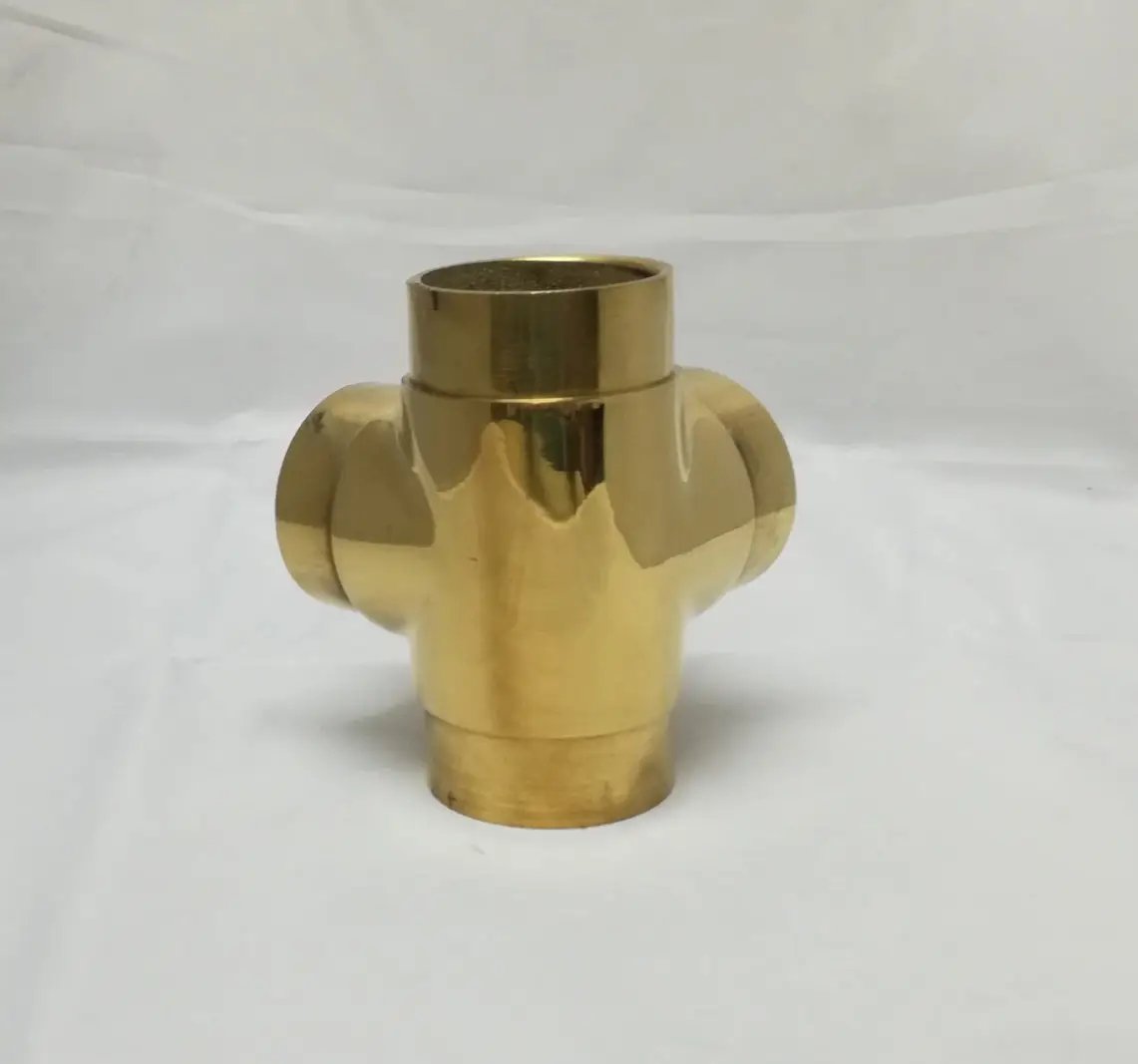Flush Side Outlet Tee for 2" Tubing - Trade Diversified